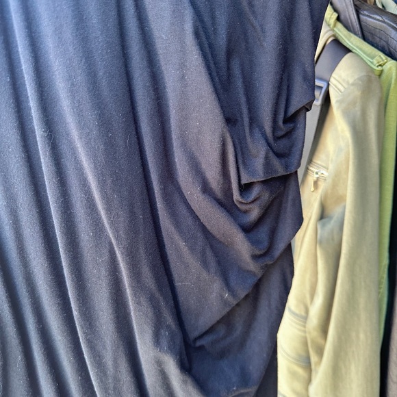 Athleta black chinched woman’s size small dress - Picture 2 of 4